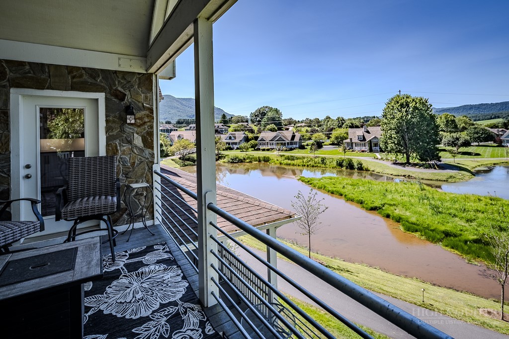 342 Birkdale Ridge