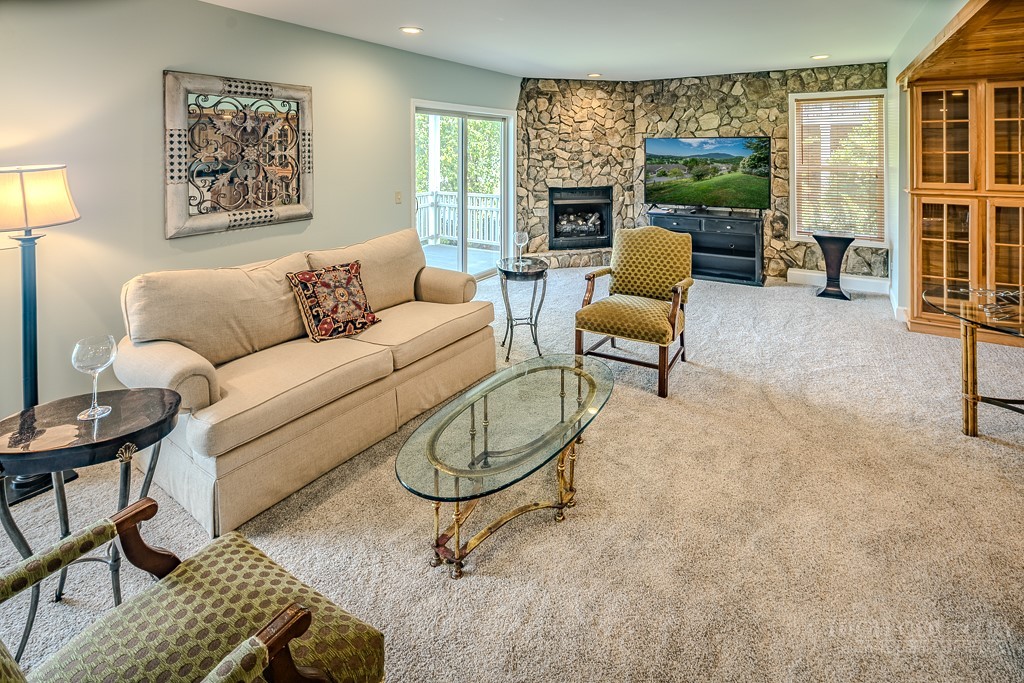 342 Birkdale Ridge