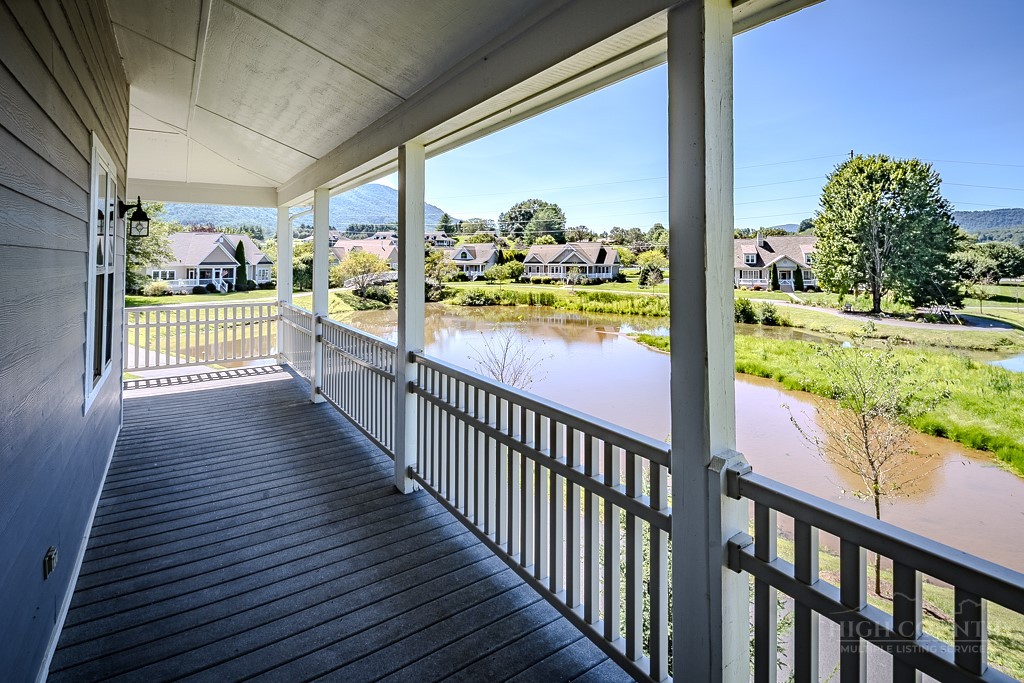 342 Birkdale Ridge