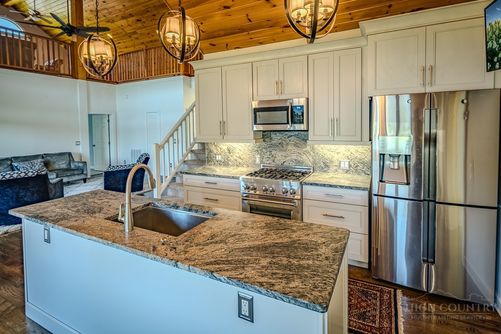 342 Birkdale Ridge