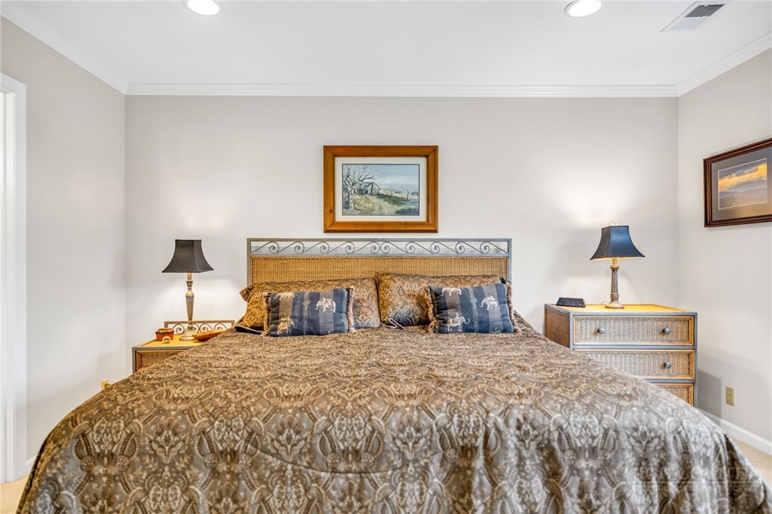1063 Golf Course Road 3