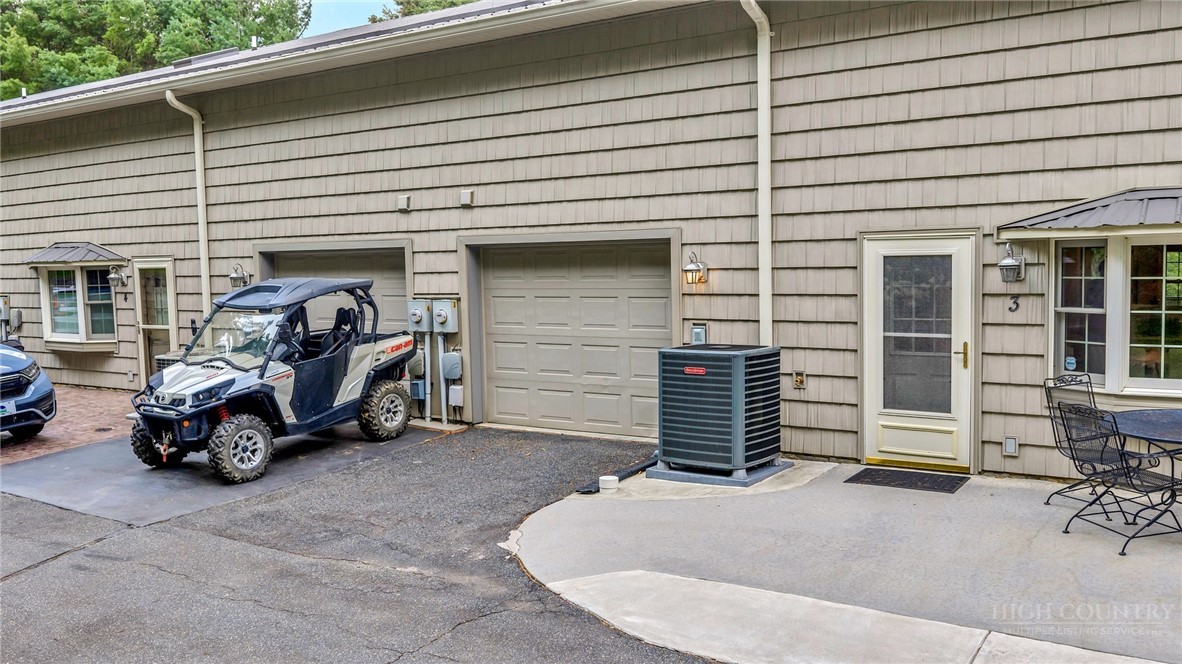 1063 Golf Course Road 3