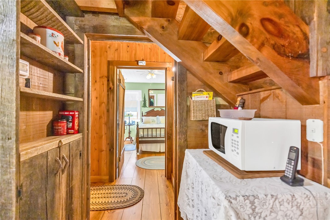 155 Chestnut Creek Road