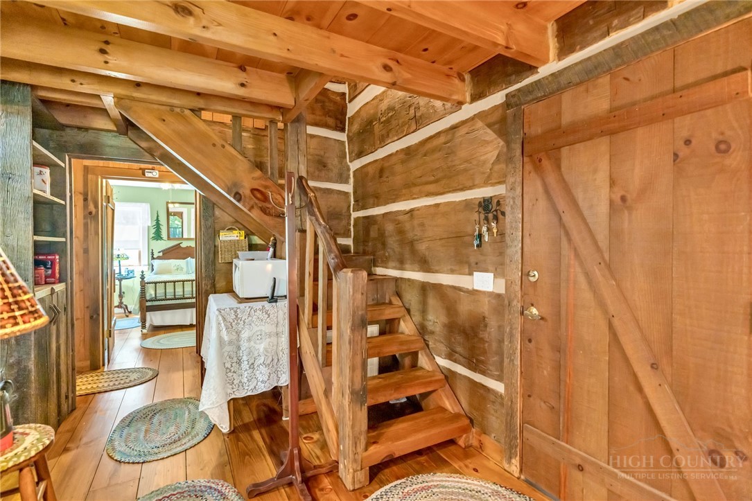 155 Chestnut Creek Road