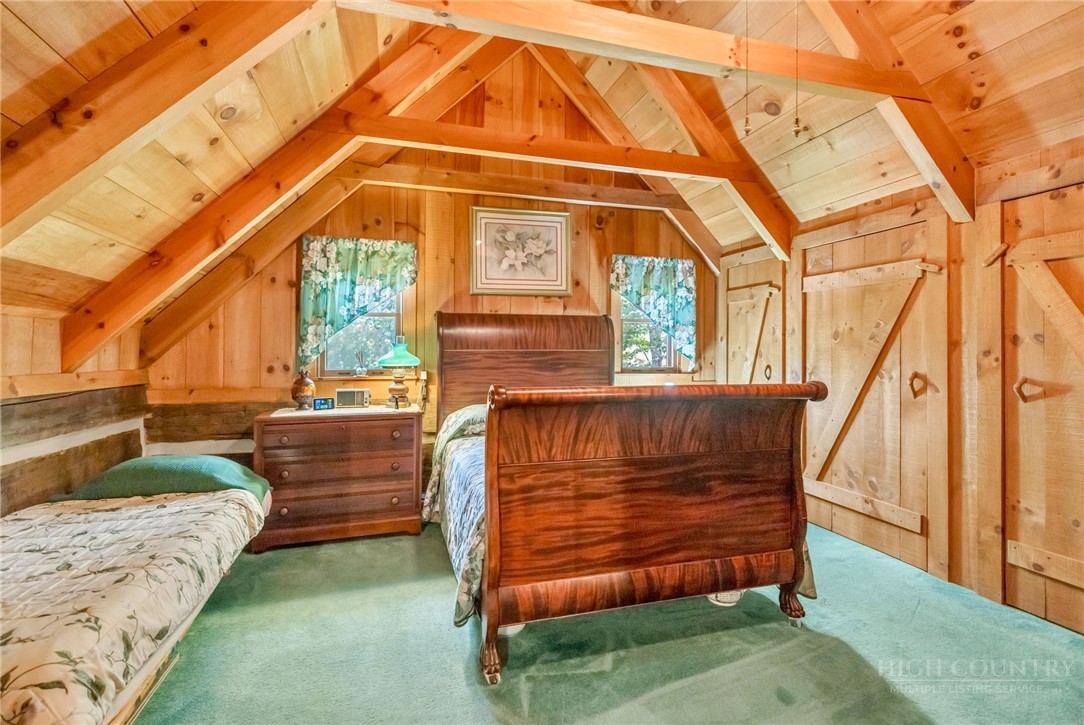 155 Chestnut Creek Road