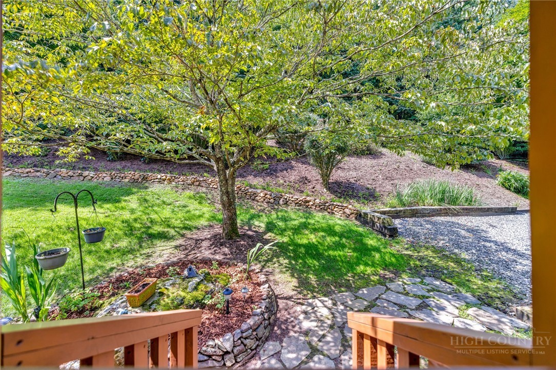 155 Chestnut Creek Road