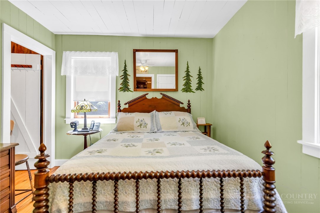155 Chestnut Creek Road