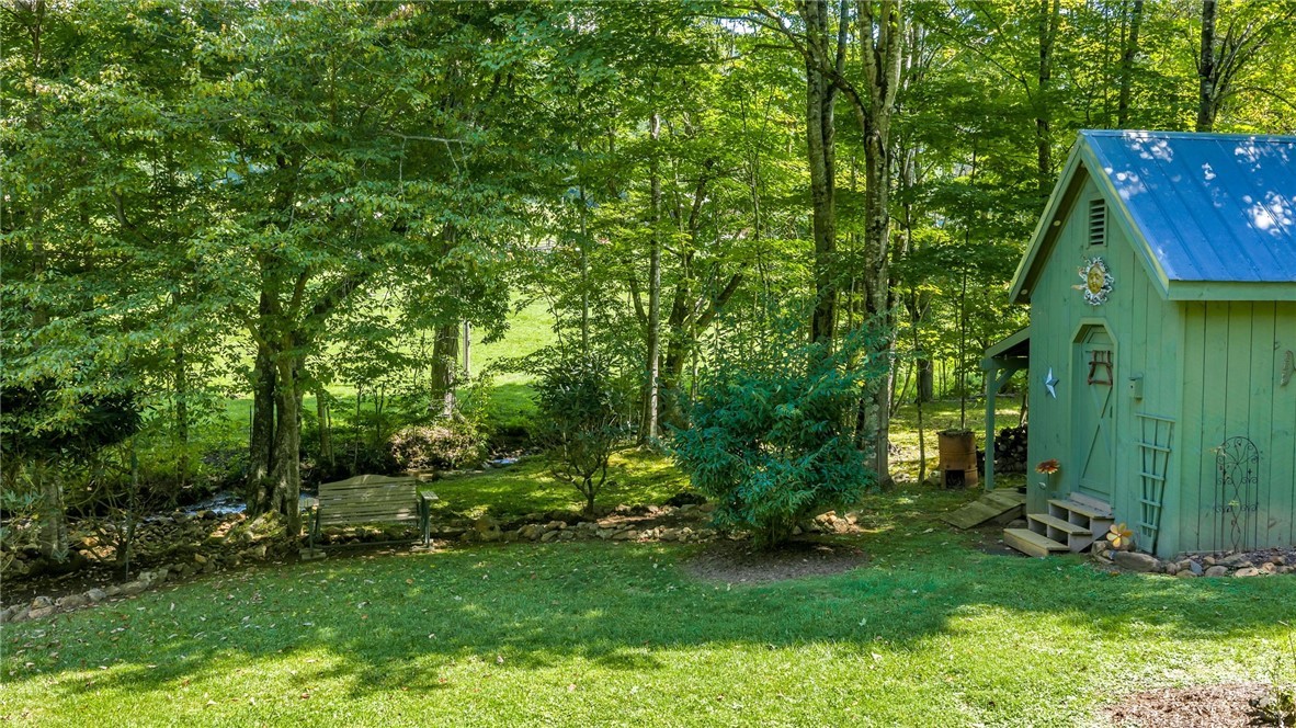 155 Chestnut Creek Road