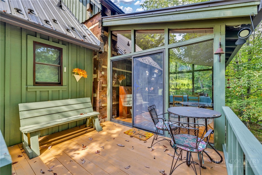 155 Chestnut Creek Road