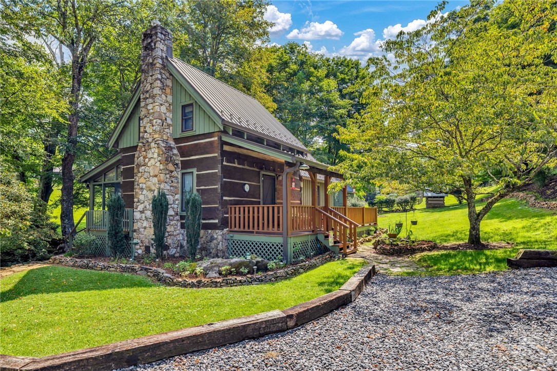 155 Chestnut Creek Road