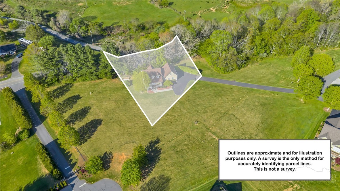 153 Knollview Place