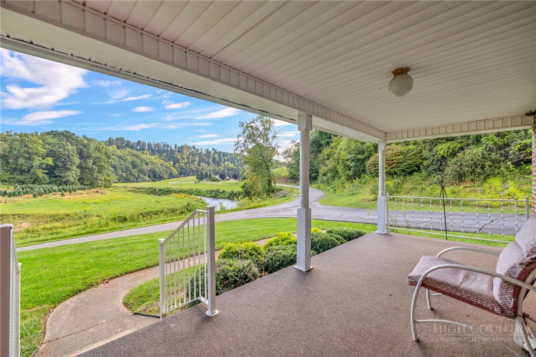 4908 Railroad Grade