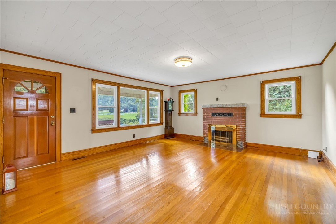 4908 Railroad Grade