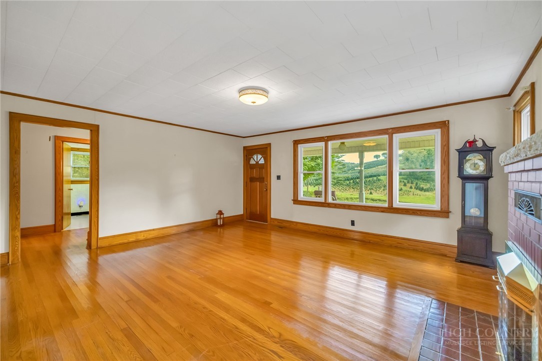 4908 Railroad Grade