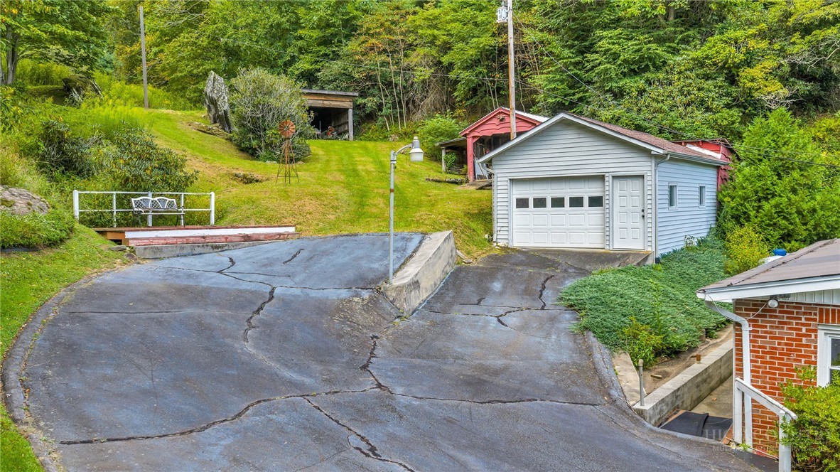 4908 Railroad Grade