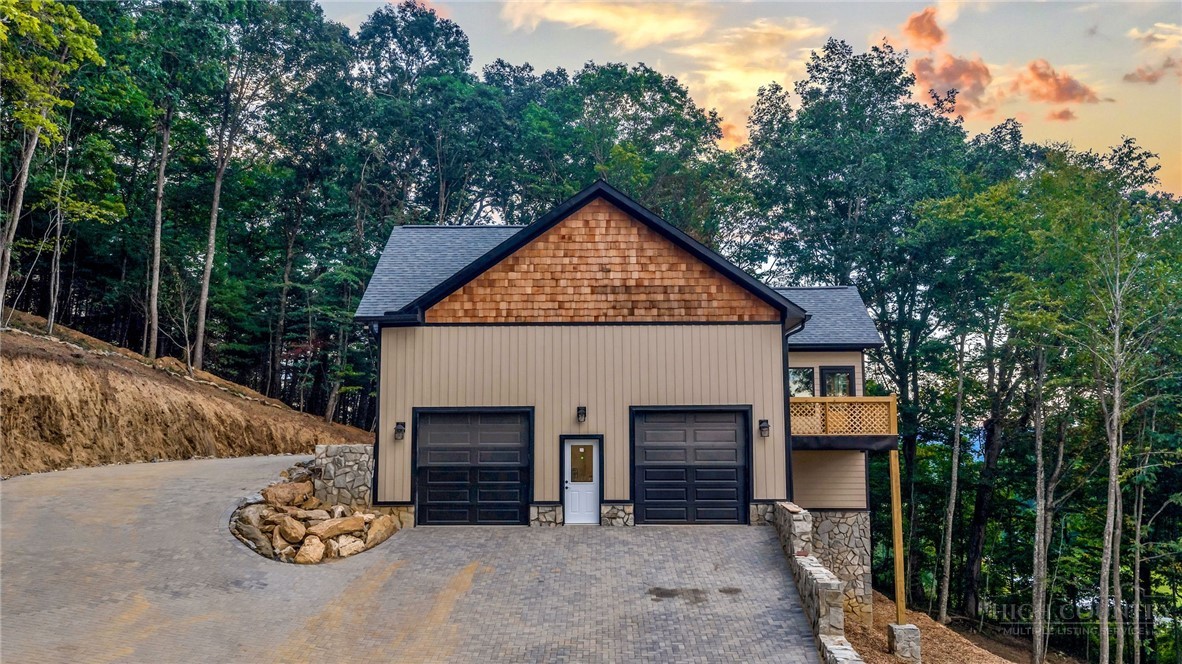 182 Skyland Trail