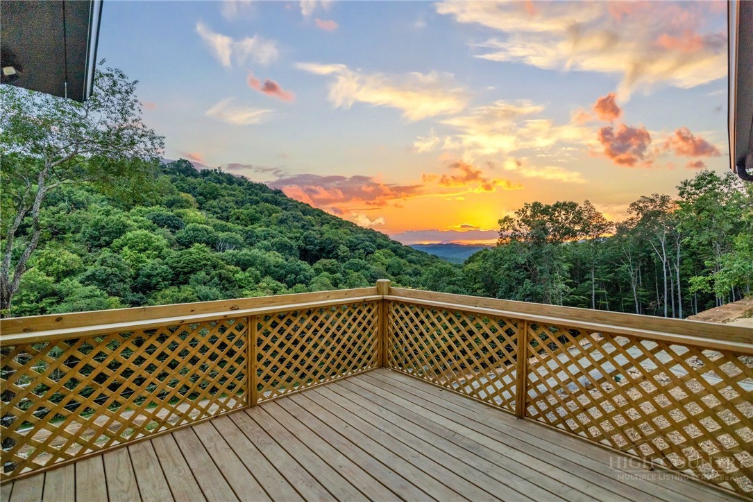 182 Skyland Trail