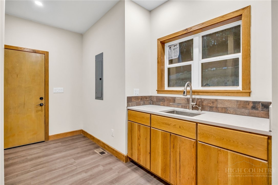 182 Skyland Trail