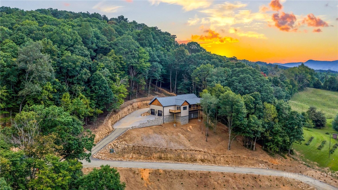 182 Skyland Trail
