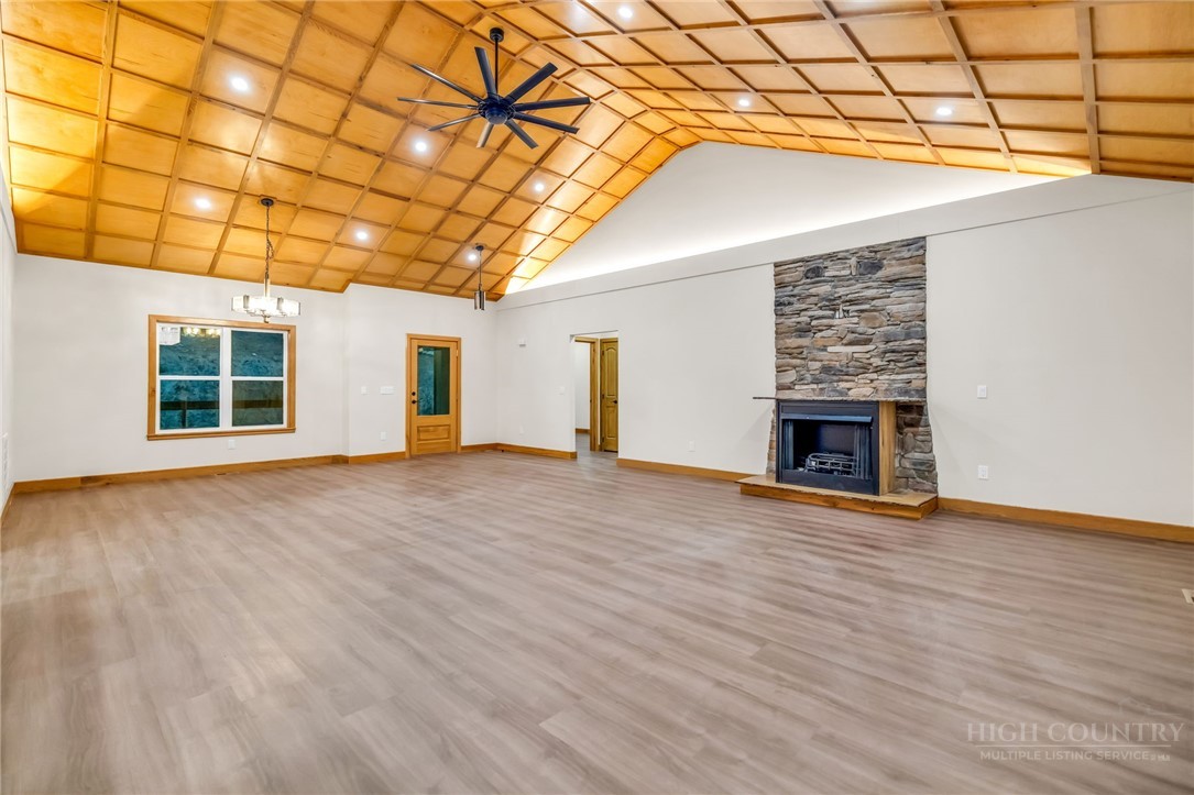 182 Skyland Trail