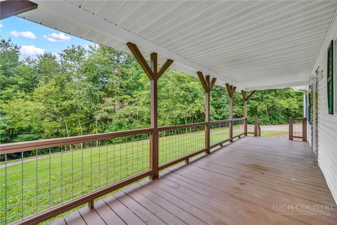 3115 Roaring Fork
