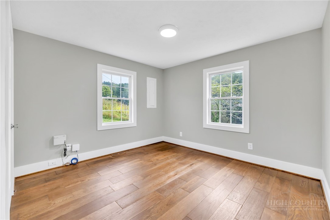 3115 Roaring Fork