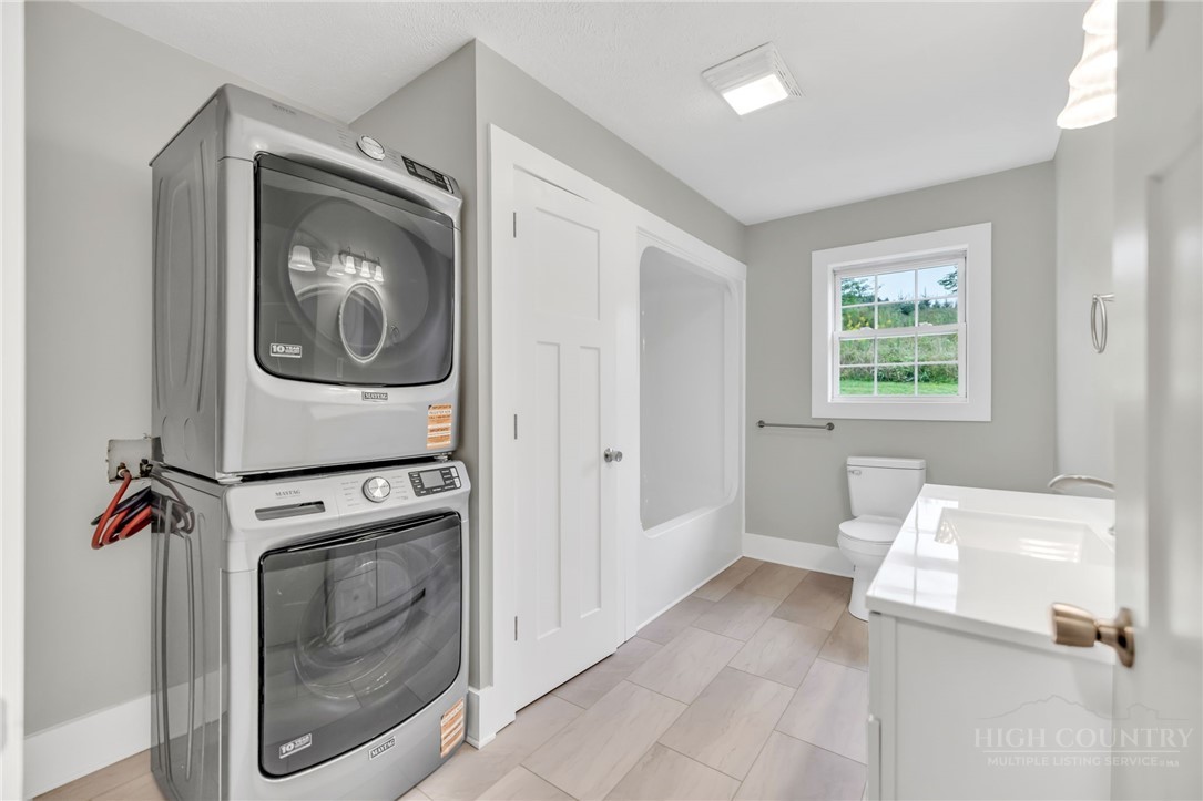 3115 Roaring Fork