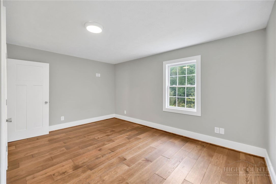 3115 Roaring Fork