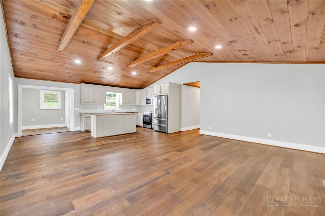 3115 Roaring Fork