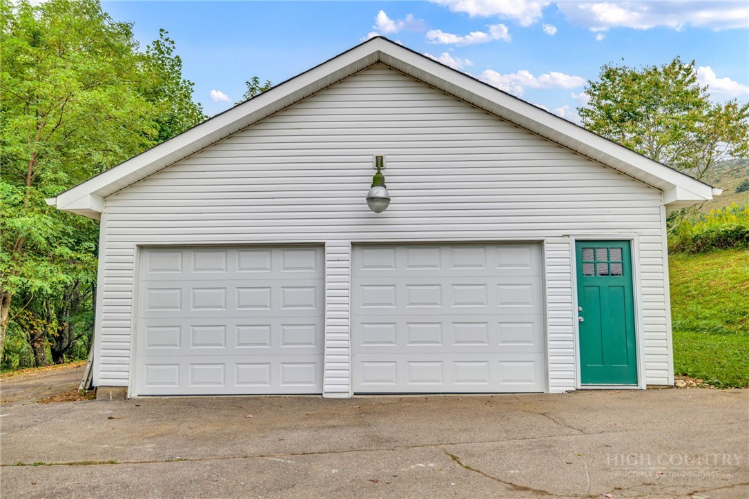 3115 Roaring Fork