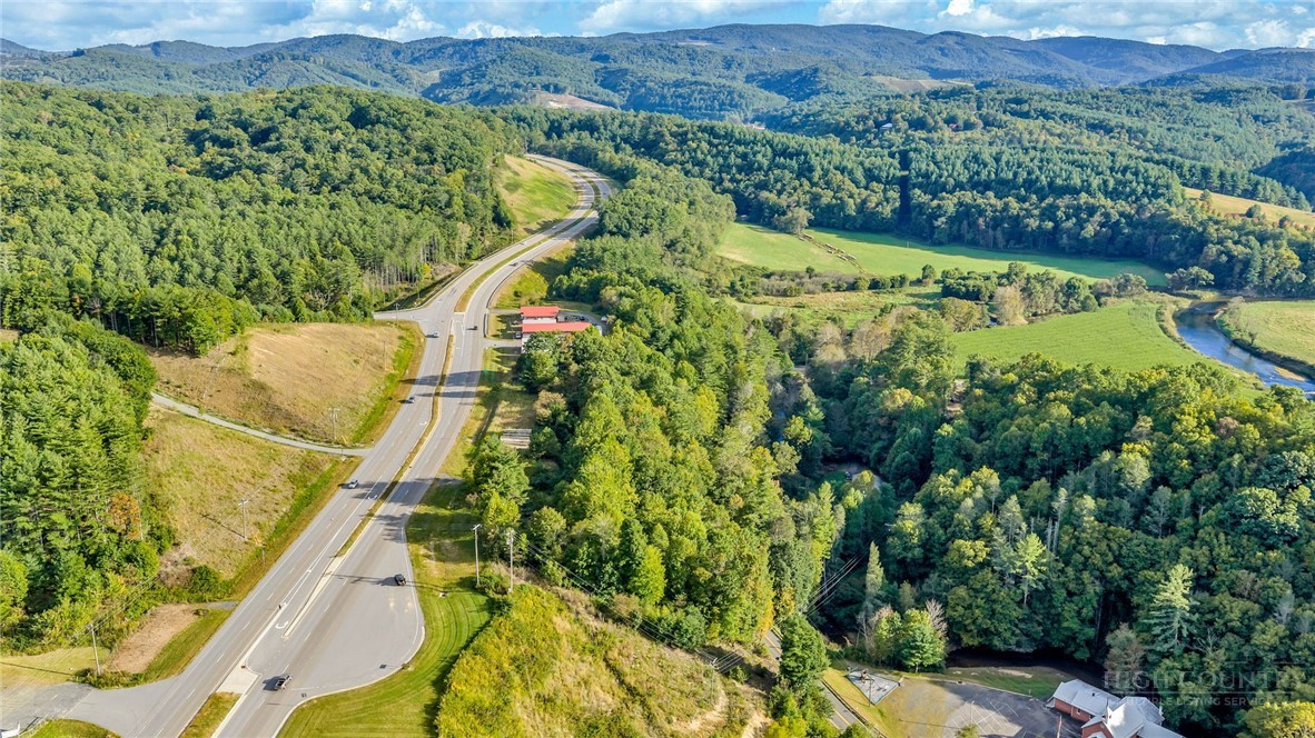 TBD US Hwy 221 / Railroad Grade Road
