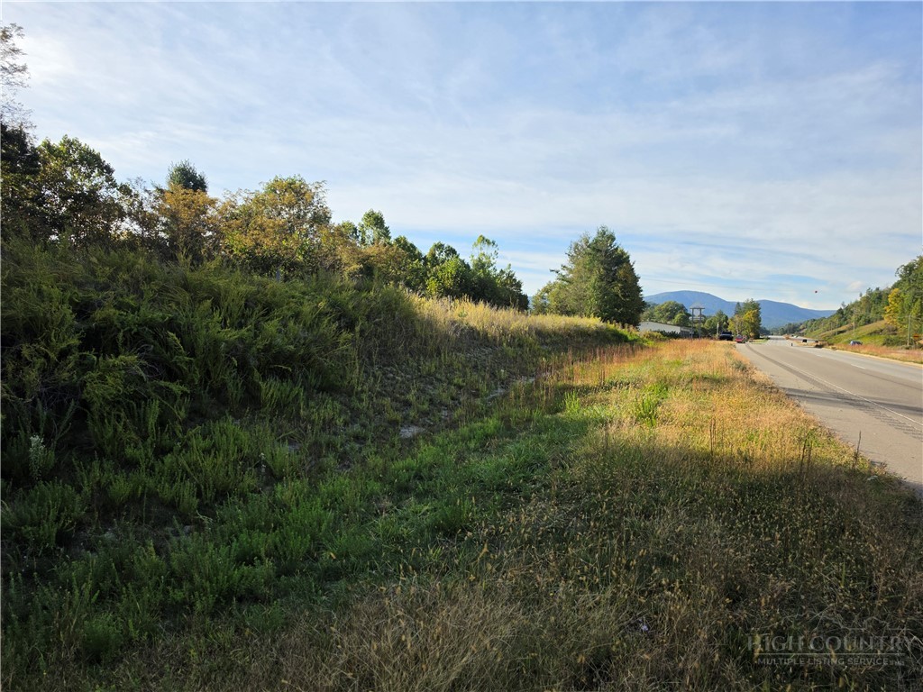 TBD US Hwy 221 / Railroad Grade Road