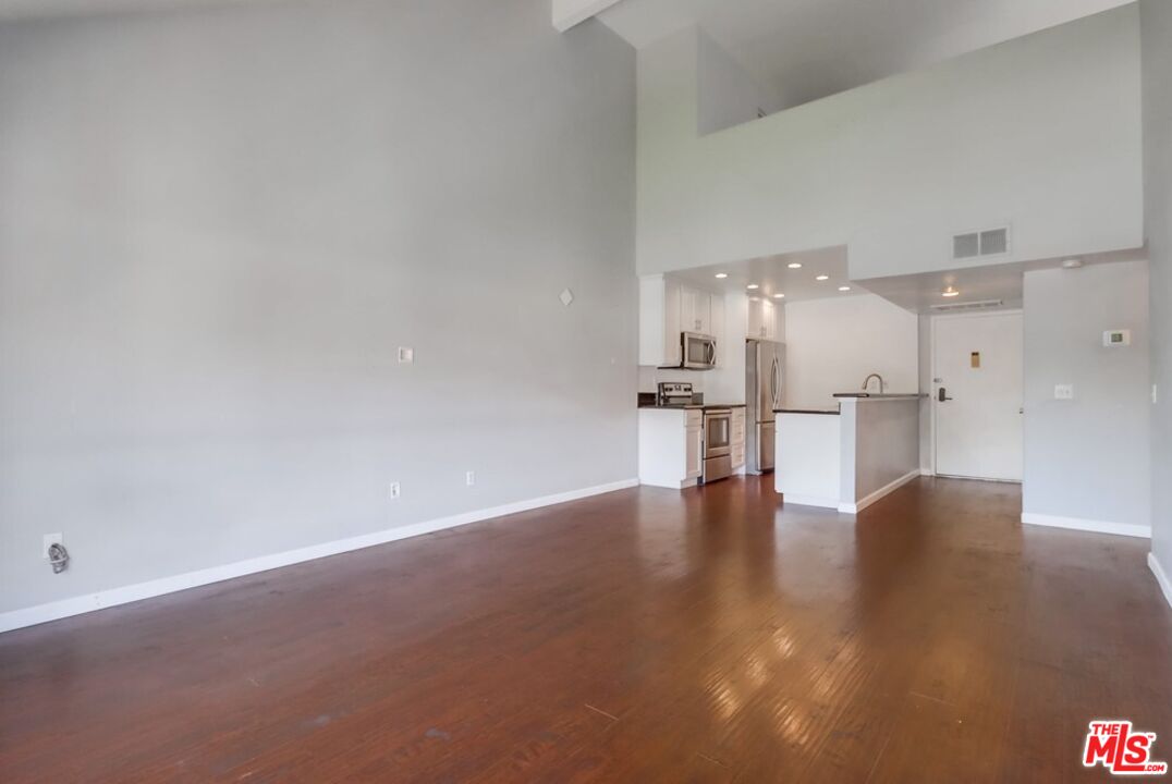 6171 Rancho Mission Rd Unit: 317