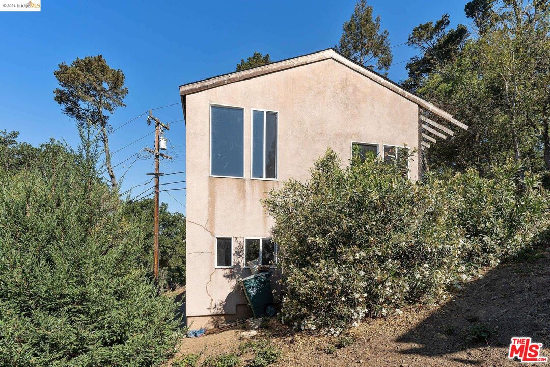 436 Panoramic Way