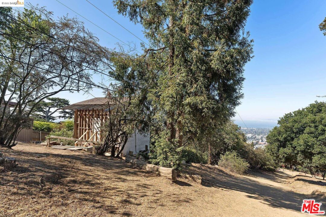 436 Panoramic Way