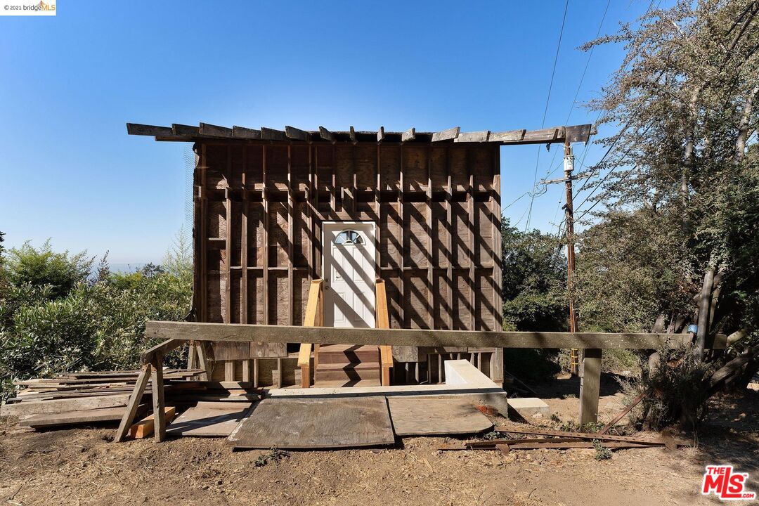 436 Panoramic Way