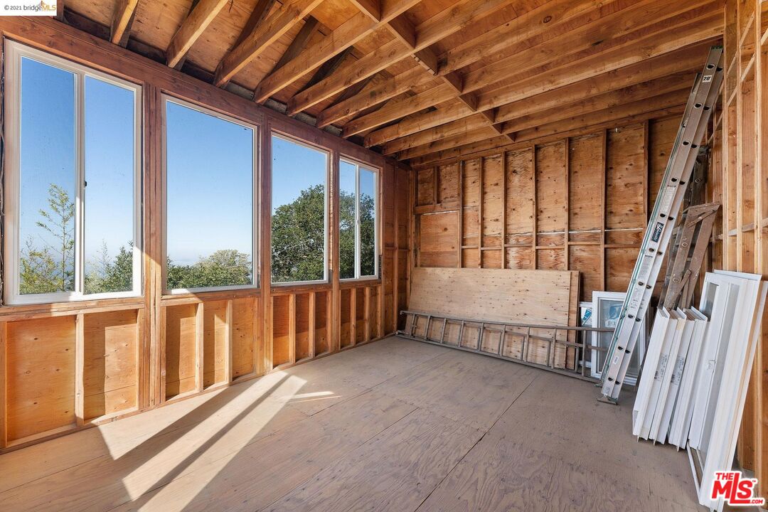436 Panoramic Way