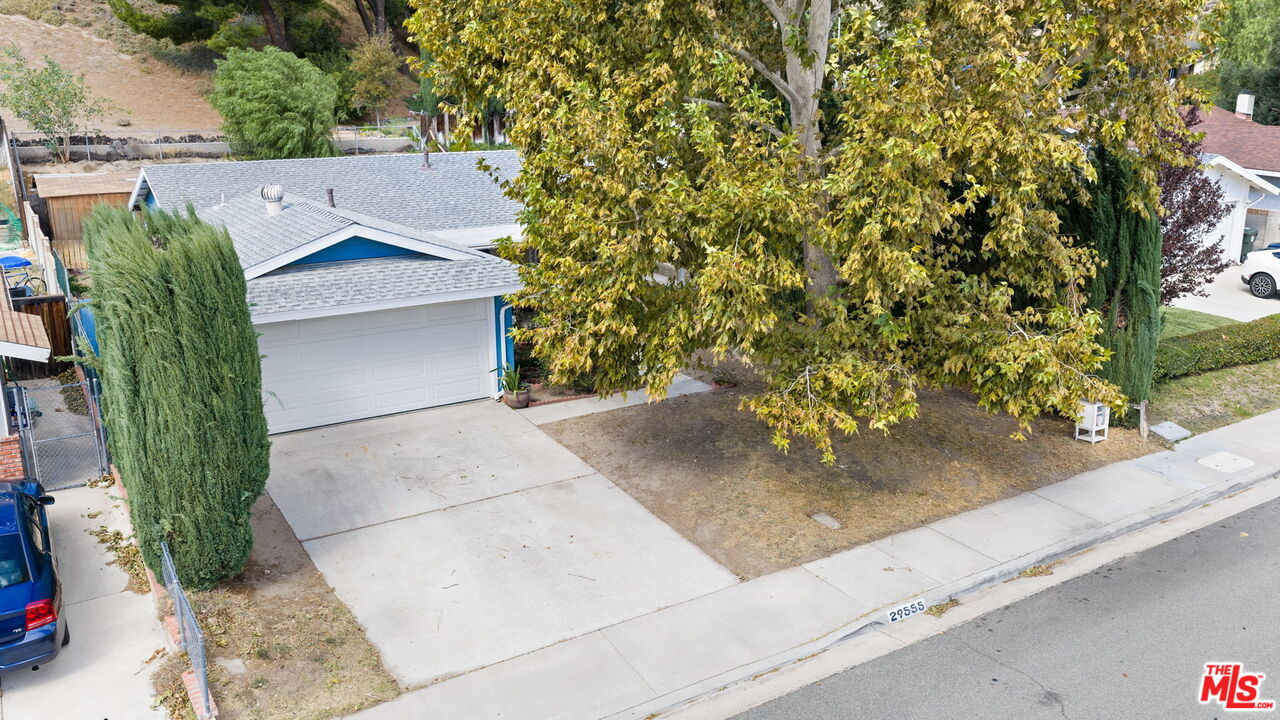 29555 Abelia Rd