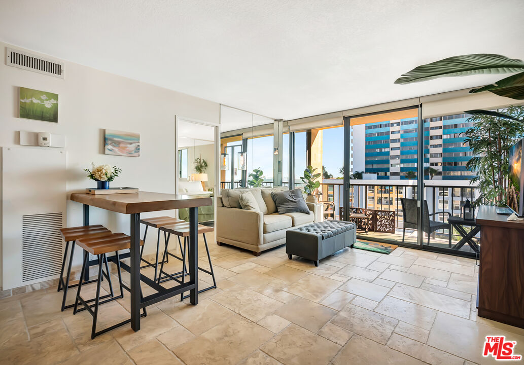 1750 E Ocean Blvd Unit: 704