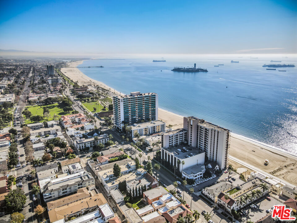 1750 E Ocean Blvd Unit: 704