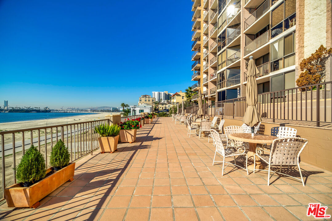 1750 E Ocean Blvd Unit: 704