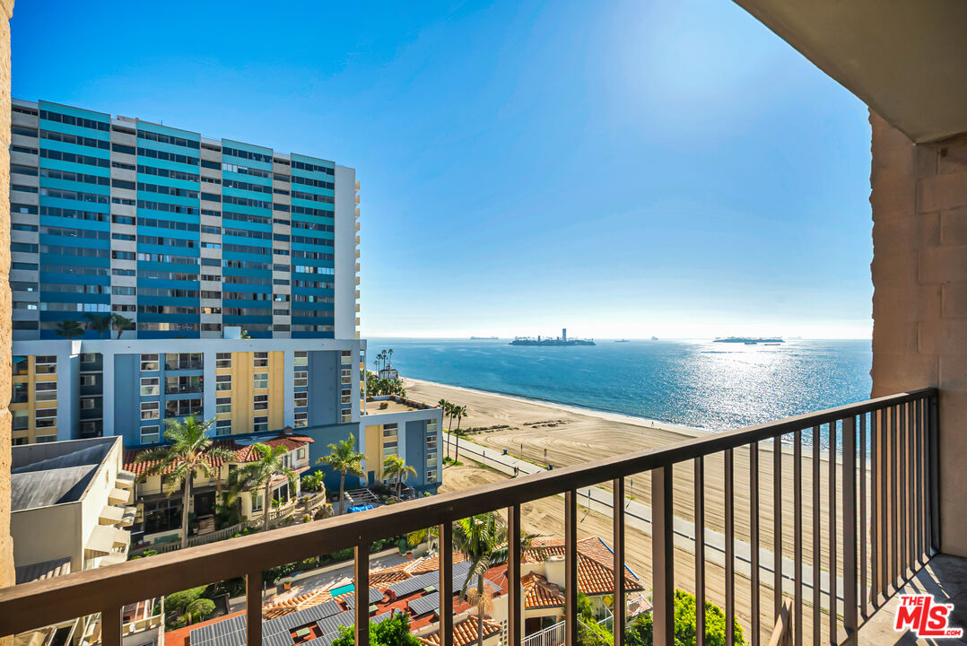1750 E Ocean Blvd Unit: 704