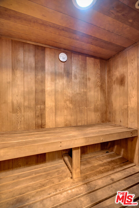 1750 E Ocean Blvd Unit: 704