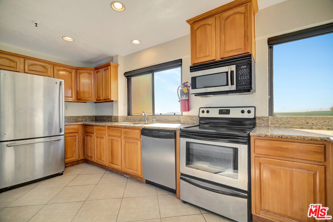 1750 E Ocean Blvd Unit: 704