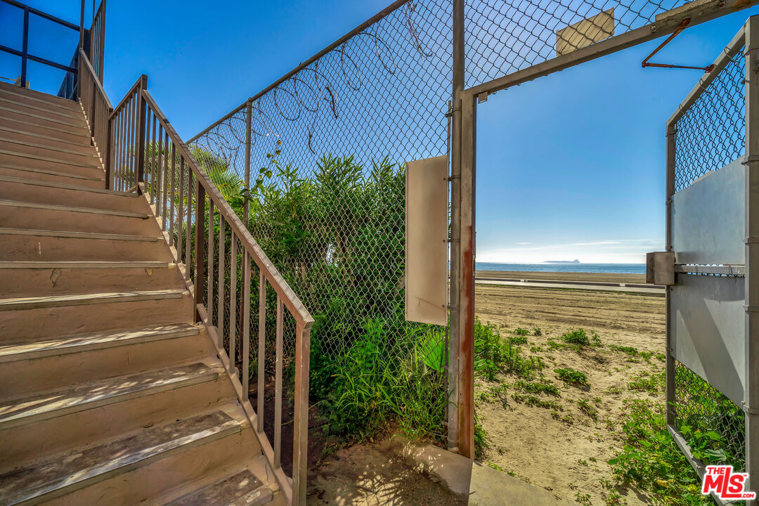 1750 E Ocean Blvd Unit: 704