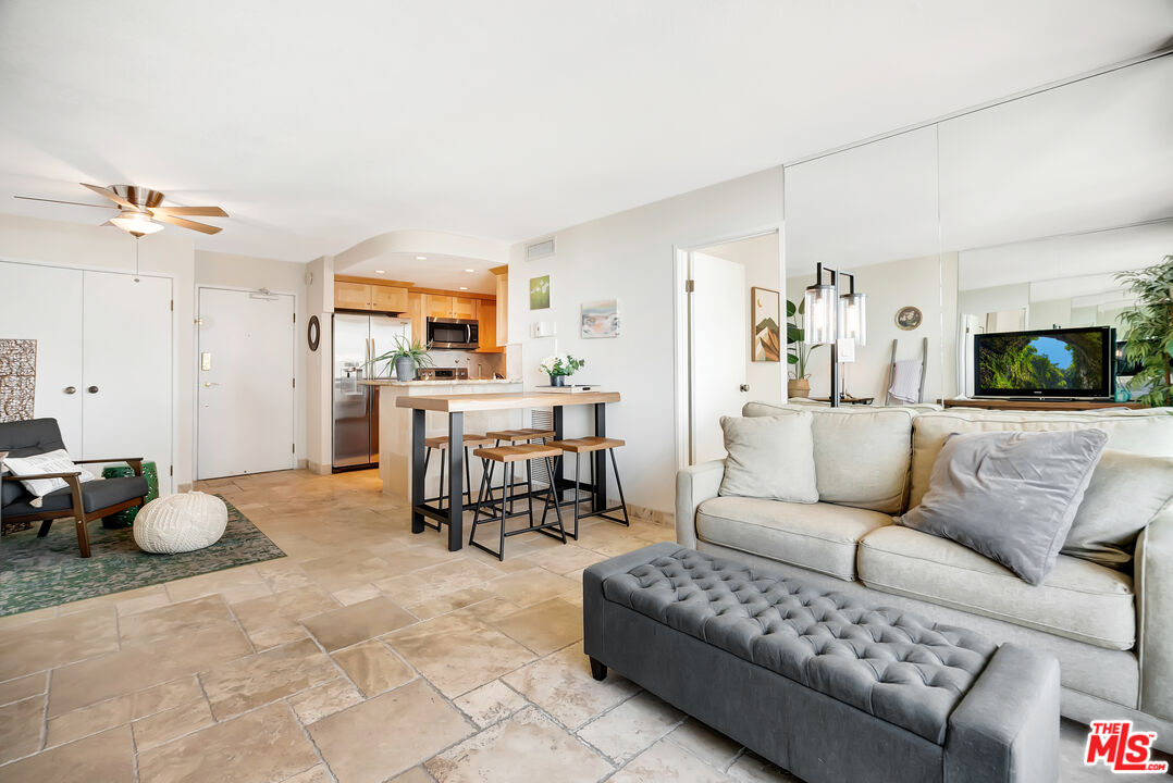 1750 E Ocean Blvd Unit: 704