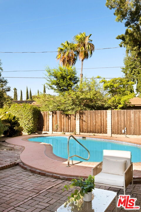 5908 Radford Ave