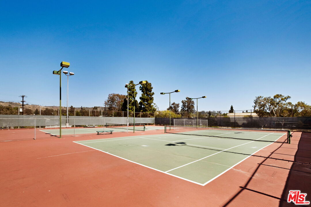 4900 Overland Ave Unit: 303