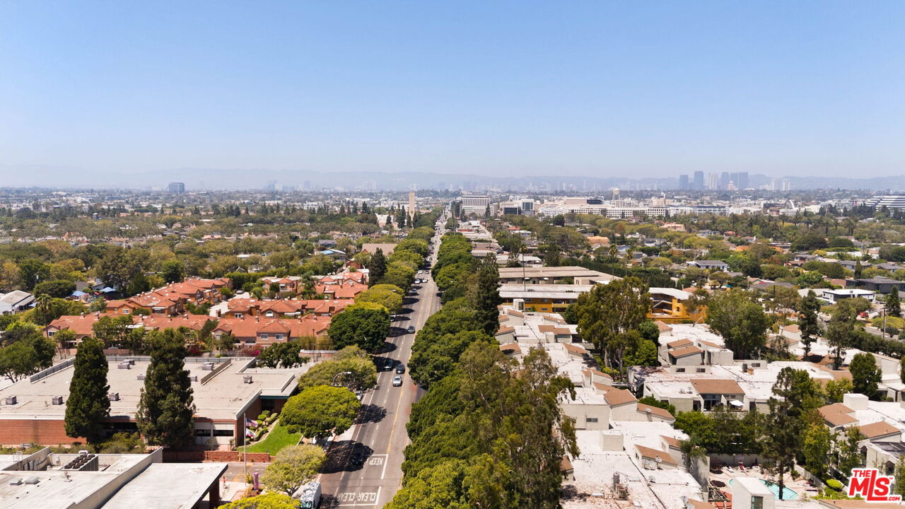 4900 Overland Ave Unit: 303