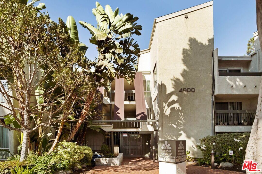 4900 Overland Ave Unit: 303